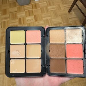 Make up forever Makeup Palette with Assorted Shades